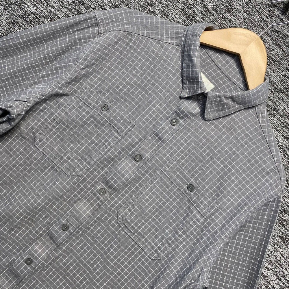 The North Face Circular Design Shirt Mens Large Gray Grid Plaid Cotton Button Up